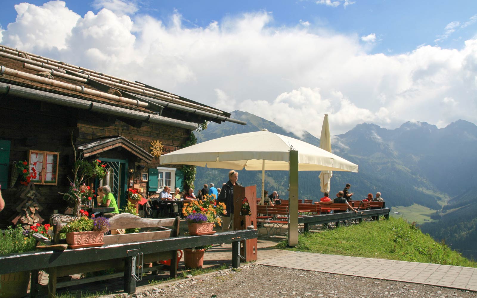 Appartement Kleinwalsertal Zomer Bergrestaurant 1